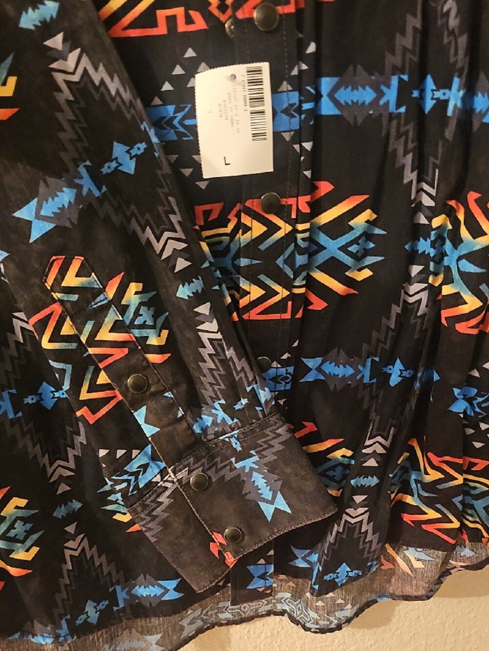 Men's-Rock & Roll Cowboy-Black Aztec Print Men's Button-Up Shirt - Picture 6 of 7